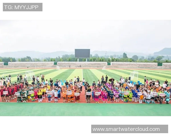 风驰足球带你领略激情四溢的绿茵场景与精彩瞬间的完美结合